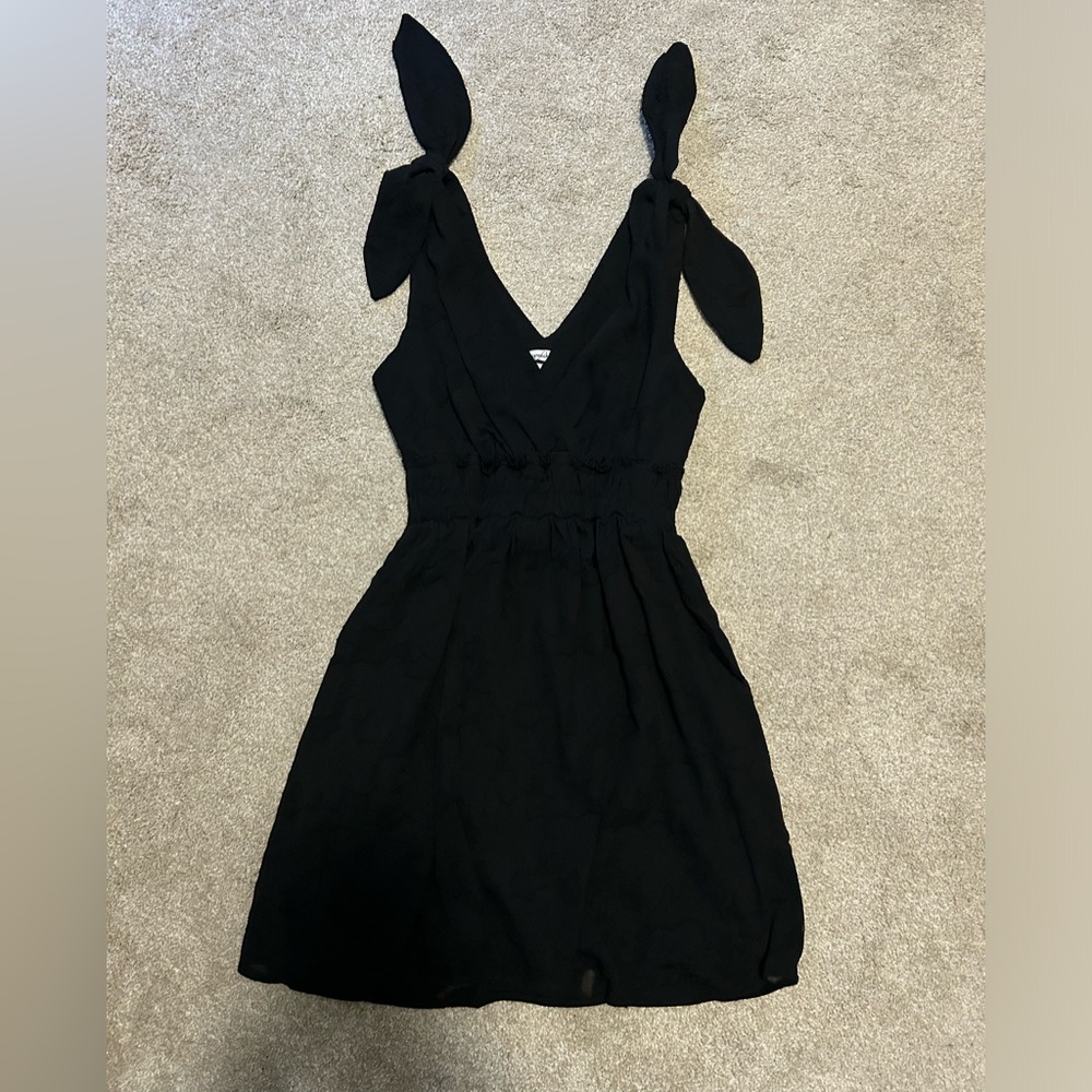 💙Speechless Dress Size: small